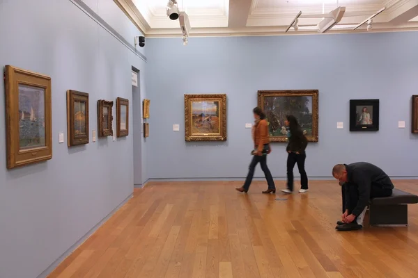 Visitantes de galería, Reino Unido — Foto de Stock