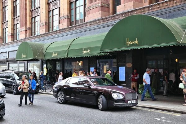 Універмаг Harrods, Лондон, Велика Британія — стокове фото