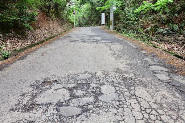 日本的道路坑洞 — 图库照片