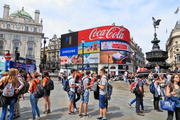 Piccadilly Circus - Royaume-Uni — Photo