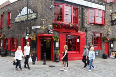 Londra çapa pub
