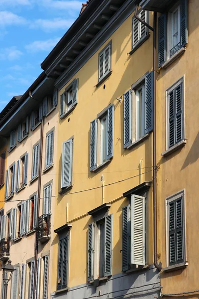 Bergamo - staden arkitektur — Stockfoto