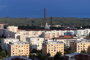 İsveç 'te modern yerleşim mimarisi olan Jonkoping şehri silueti. Jonkoping, İsveç.