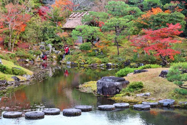 Tradycyjny Ogród Japoński Jesienią Isuien Garden Nara Japonia Jesienne Liście — Zdjęcie stockowe