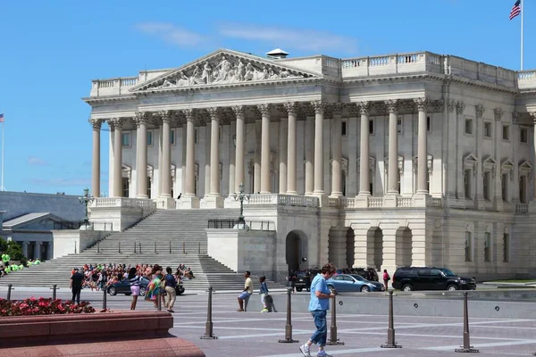 Washington Estados Unidos Junio 2013 Gente Pasa Por Capitolio Nacional — Foto de Stock
