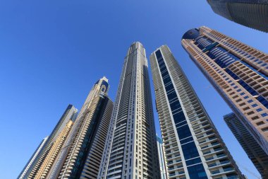 Dubai Marina silueti. Dubai şehri, Birleşik Arap Emirlikleri.