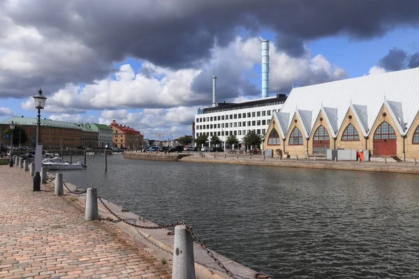 スウェーデンのヨーテボリ市 フェスケコルカと都市景観 地元の海の食品市場 — ストック写真