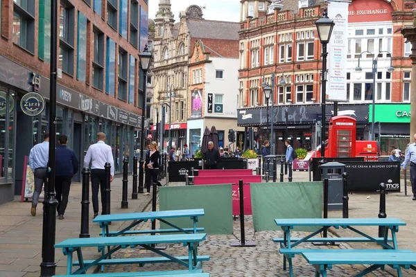 Leeds Велика Британія Липня 2016 People Shop Cloth Hall Street — стокове фото