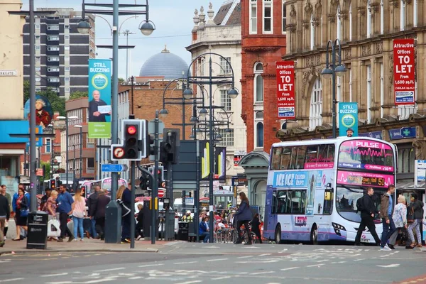 Leeds Велика Британія Липня 2016 People Ride Firstgroup Public Transportationbus — стокове фото