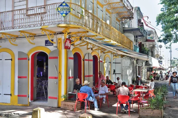 Guadeloupe Francia Diciembre 2019 Los Hombres Locales Visitan Café Pointe — Foto de Stock
