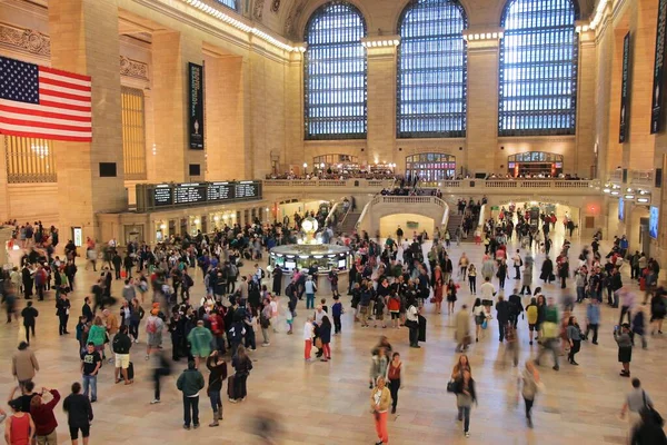 New York Usa Juni 2013 Mensen Haasten Zich Grand Central — Stockfoto