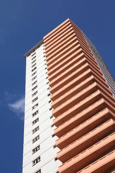 Havana Cuba 2011年2月24日 Edificio Someillan Bulding Inハバナ キューバ 高さは116Mあり キューバで5番目に高い建物の1つです — ストック写真