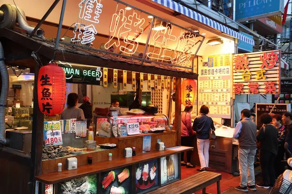 Kenting Taiwan Ноября 2018 Года Люди Посещают Ресторан Морепродуктов Ночном — стоковое фото