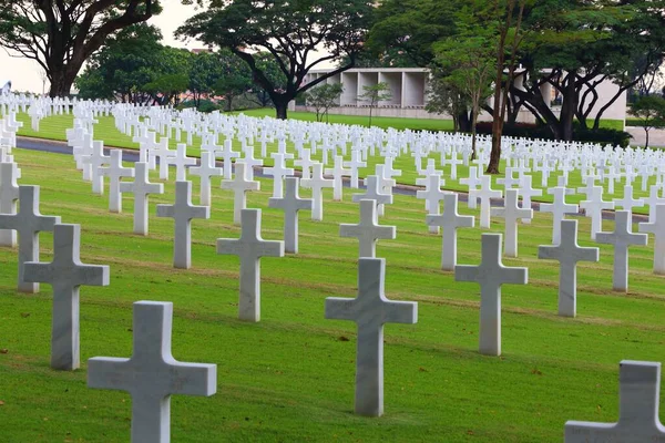 Manila Philippines Δεκεμβρίου 2017 Αμερικανικό Νεκροταφείο Μανίλα Στο Bonifacio Global — Φωτογραφία Αρχείου