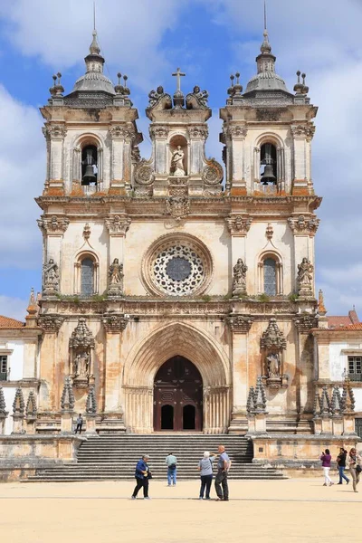 Алкобака Португал Травня 2018 Люди Відвідують Монастир Алкобака Португалії Середньовічний — стокове фото