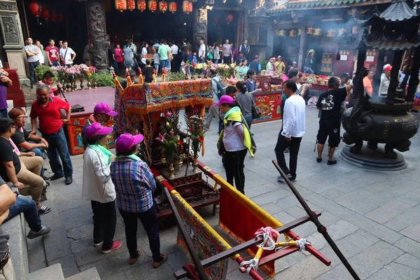 Lukang Taiwan Dezember 2018 Menschen Besuchen Den Mazu Tempel Lukang — Stockfoto