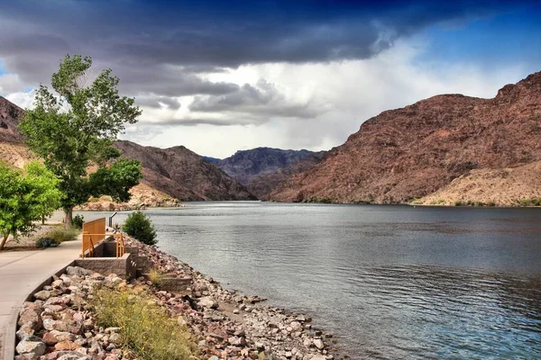 亚利桑那州科罗拉多河景观 — 图库照片