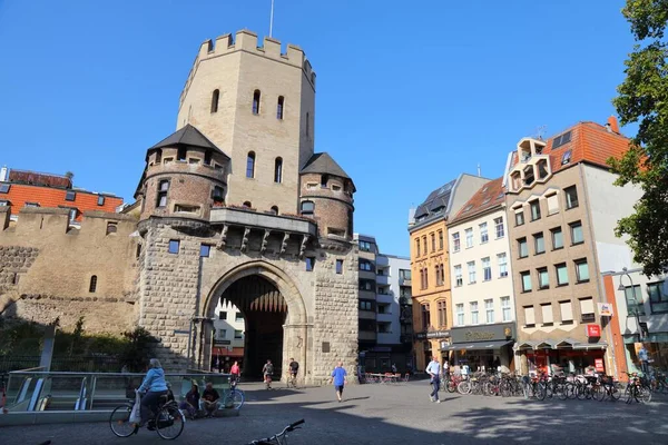 Köln Deutschland September 2020 Menschen Besuchen Den Chlodwigplatz Der Kölner — Stockfoto