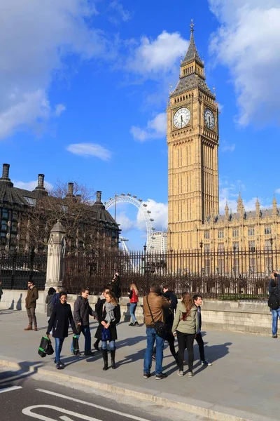 Londra Aprile 2016 Persone Visitano Big Ben Londra Regno Unito — Foto Stock