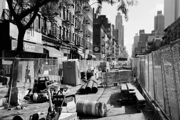 New York Usa July 2013 Workers Perform Construction Works 9Th — Stock Photo, Image