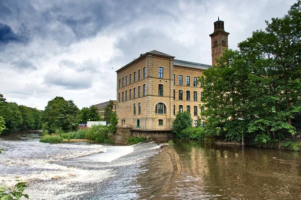 Saltaire Voormalige Textielfabriek Zoutmolen Victoriaans Modeldorp Shipley Engeland Werelderfgoedlijst Van — Stockfoto