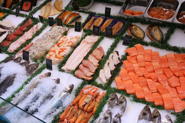 Leeds Velká Británie Června 2016 Stánek Mořskými Potravinami Leeds Kirkgate — Stock fotografie