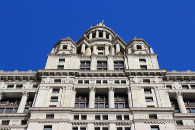 New York 'un simgesi. Manhattan Belediye Binası, Foley Meydanı.