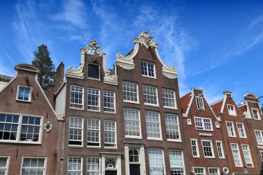 Amsterdam şehir simgesi - Begijnhof konut binaları. Hollanda Rowhouse.