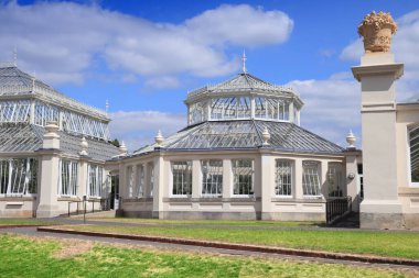 Kew Bahçeleri. Büyük Londra 'daki UNESCO Dünya Mirası Bölgesi. Ilıman Evi - Viktorya Serası.