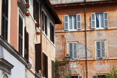 Roma 'nın Trastevere ilçesi (Rione Trastevere). Roma sokakları, İtalya.