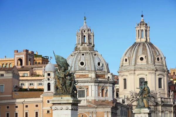 Markah Tanah Roma Italia Gereja Santa Maria Loreto Dan Gereja — Stok Foto