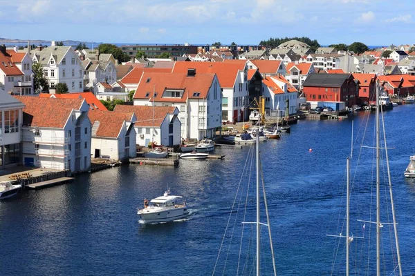 Città Haugesund Norvegia Vista Estiva Delle Barche Nel Distretto Haugaland — Foto Stock
