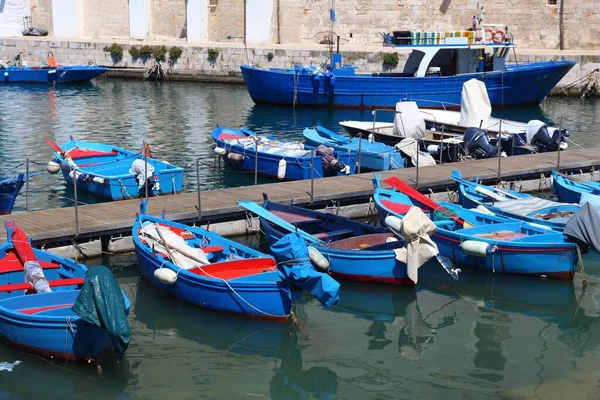 Прекрасная Италия Рыбная Гавань Италии Город Монополи Регионе Апулия — стоковое фото