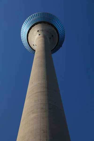 Dusseldorf Alemanha Setembro 2020 Torre Rheinturm Dusseldorf Alemanha Dusseldorf Sétima — Fotografia de Stock