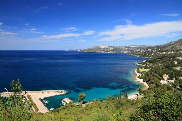 Plat Città Costa Dalmazia Croazia Paesaggio Con Mare Adriatico Montagne — Foto Stock