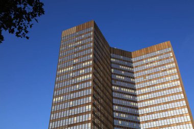 ESSEN, Almanya - 20 Eylül 2020: Essen Belediyesi (Rathaus). Essen Almanya 'nın 9. büyük şehridir..