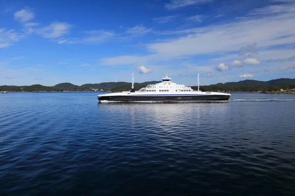 Noruega Travessia Ferry Fiorde Navio Ferry Boat Passageiros Automóveis Bjornafjord — Fotografia de Stock