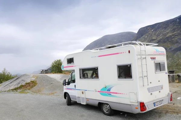 Jotunheimen Norvegia Luglio 2020 Vacanze Camper Sulle Montagne Sognefjellet Norvegia — Foto Stock