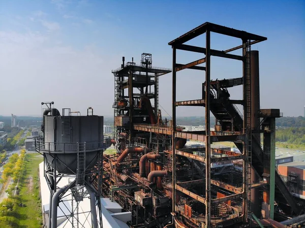 ドイツのドルトムント ドルトムント ホールド地区のフェニックス ウェスト製鉄所高炉 Hochofenwerk の旧産業建築 — ストック写真