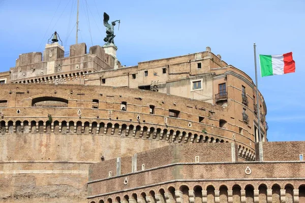 Rom Italien Architektur Der Engelsburg Mit Italienischer Flagge — Stockfoto