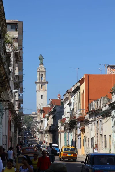 Havana Cuba Februari 2011 Mensen Rijden Oude Auto Havana Cuba — Stockfoto