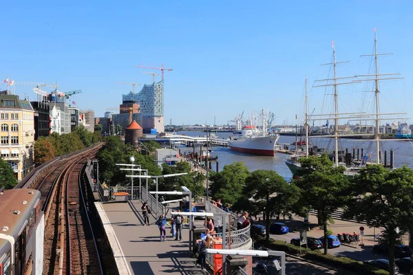 Hamburg Deutschland August 2014 Menschen Besuchen Den Hamburger Hafen Bezogen — Stockfoto