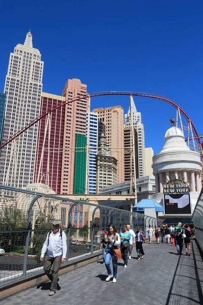 Las Vegas Usa April 2014 People Visit Strip Las Vegas — 图库照片