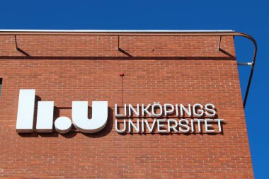 NORRKOPING, SwEDEN - 25 Ağustos 2018: Norrkoping, İsveç 'teki Linkoping Üniversitesi (Linkopings Universitet) kampüsü. Kampüs eski sanayi binalarında yer almaktadır..