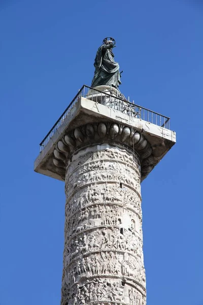 Roma Itália Coluna Marco Aurélio Coluna Antiga Vitória Romana Praça — Fotografia de Stock