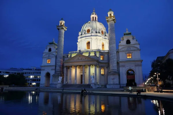 Monument Vienne Autriche Vue Nuit Karlskirche Église Saint Charles Architecture — Photo