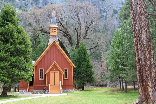Yosemite Valley Chapel Piccola Chiesa Legno Nel Parco Nazionale Dello — Foto Stock