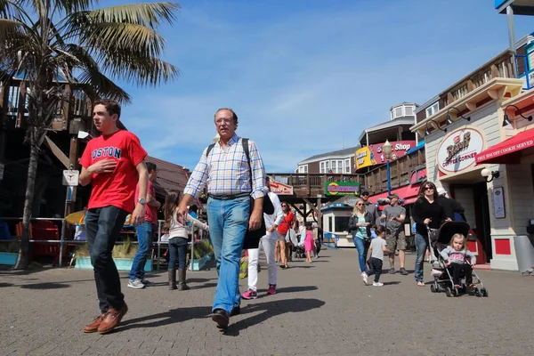 San Francisco Abd Nisan 2014 Insanlar Ziyaret Fisherman Wharf San — Stok fotoğraf