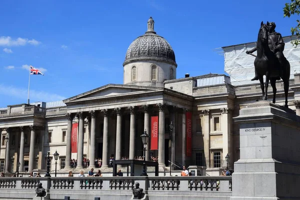 London July 2016 People Visit Trafalgar Square London Square Part — Stock Photo, Image