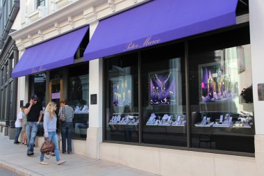 Rodeo Yolu, Beverly Hills